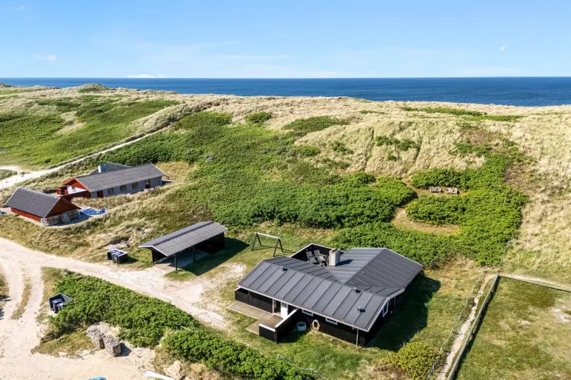 Ferienhaus mit Hund in Bjerregård Strand fuer max. 5 Personen