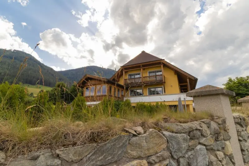 Ferienhaus mit Hund in Mauterndorf für max. 4 Personen Ferienhaus mit Hund in Mauterndorf für max. 4 Personen