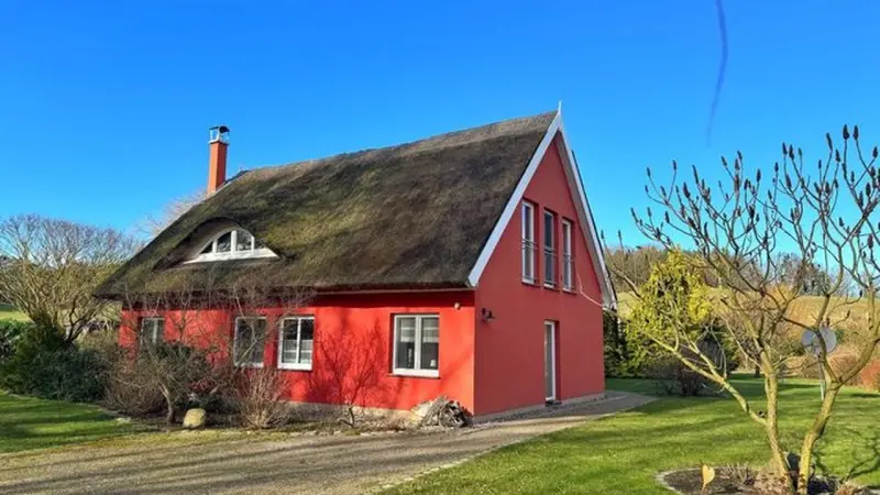 Ferienhaus mit Garten, Sauna und Terrasse