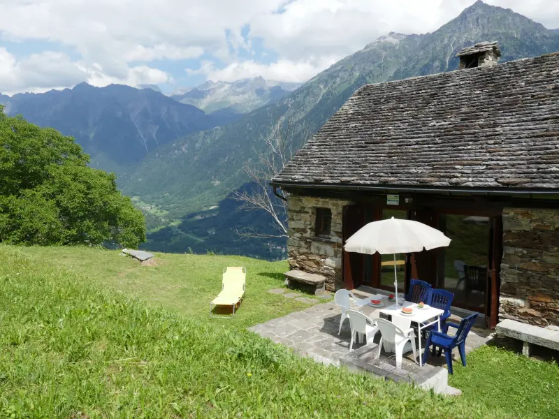 Ferienhaus mit Hund in Acquarossa, Leontica für max. 6 Personen Ferienhaus mit Hund in Acquarossa, Leontica für max. 6 Personen