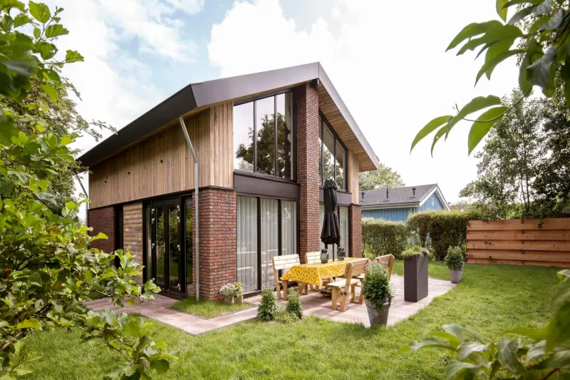 Villa mit Grill, Garten und Terrasse