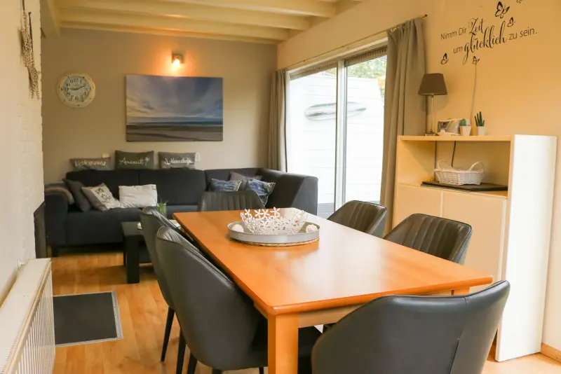 Voll ausgestattetes wunderschönes Ferienhaus mit Garten, Terrasse und Grill | Haustiere sind willkommen
