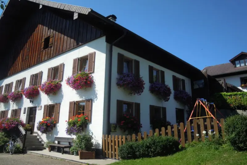Ferienhaus mit Hund in Lichtenbuch, Gemeinde Innerschwand am Mondsee für max. 4 Personen Ferienhaus mit Hund in Lichtenbuch, Gemeinde Innerschwand am Mondsee für max. 4 Personen