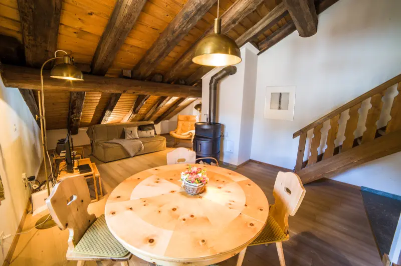 Ferienwohnung mit Hund in Bever, Schweiz für max. 6 Personen Ferienwohnung mit Hund in Bever, Schweiz für max. 6 Personen