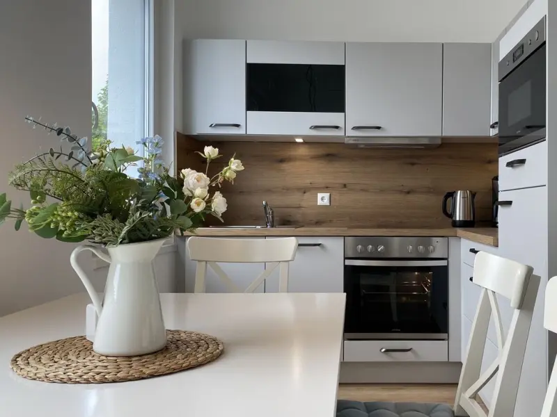 Familienfreundliches Apartment mit Garten | Meerblick