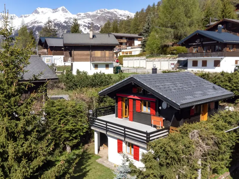 Ferienhaus  Ernen