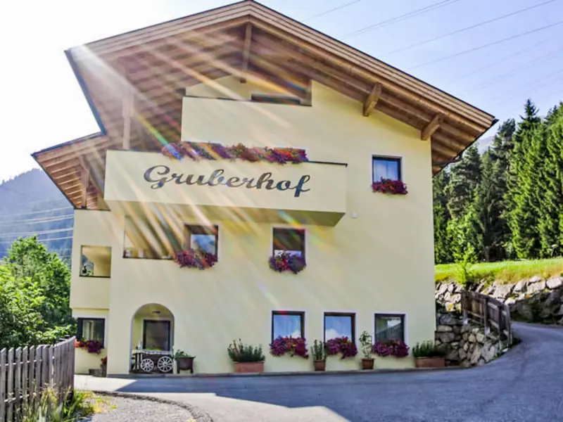 Ferienwohnung mit Hund in Sankt Anton am Arlberg, 