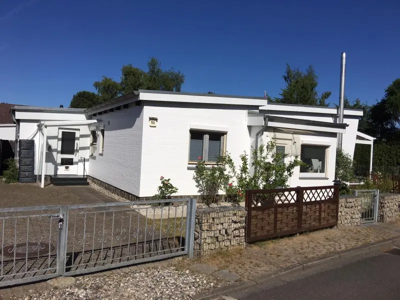 Ferienhaus mit Hund inLensterstrand, Ostsee  f&uuml;r max. 4 Personen