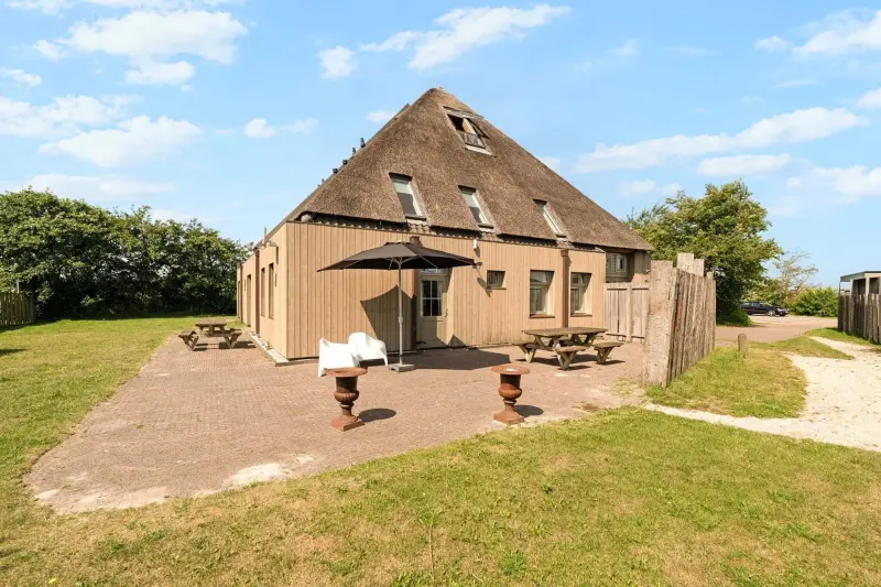 Apartment mit Garten, Terrasse und Grill