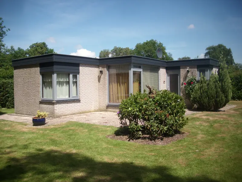     
Ferienhaus ∙ 6 Gäste ∙ 3 Schlafzimmer
