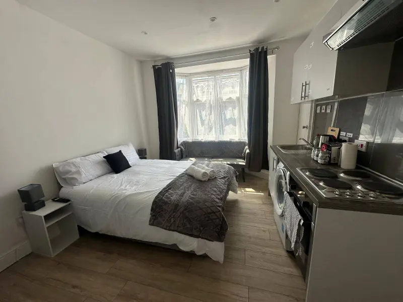 Apartment Sutton