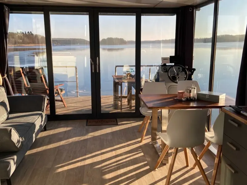 Hausboot Hohenlychen