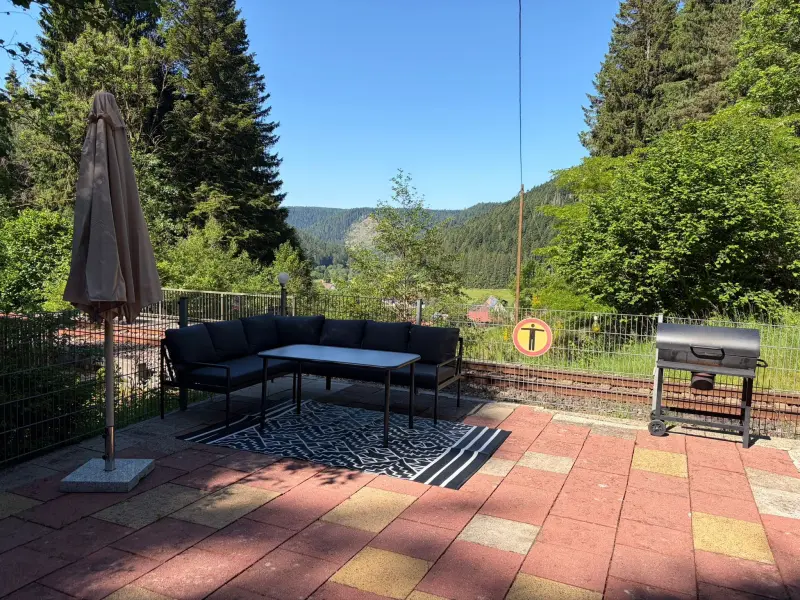     
Ferienhaus ∙ 8 Gäste ∙ 4 Schlafzimmer
