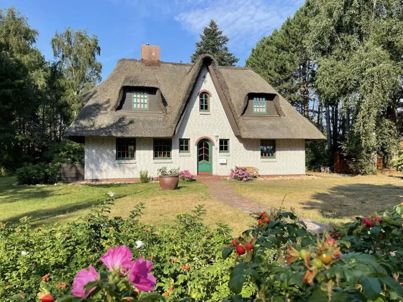     
Ferienhaus ∙ 7 Gäste ∙ 4 Schlafzimmer
