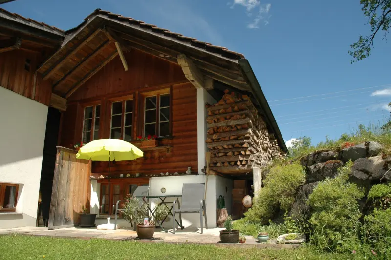 Ferienhaus mit Hund in Kandergrund für max. 2 Personen Ferienhaus mit Hund in Kandergrund für max. 2 Personen