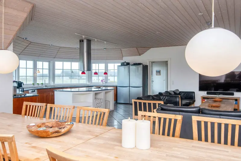 Ferienhaus mit Hund in Vrist Strand fuer max. 20 Personen