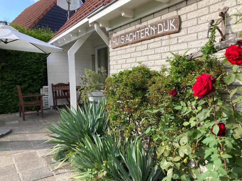 4 Erw – Ferienhaus mit moderner Einbauküche und schönem Garten