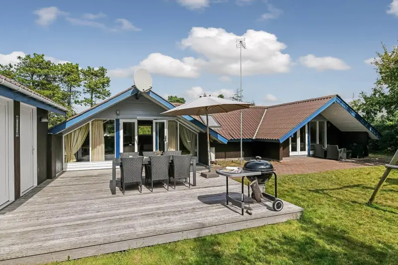 Ferienhaus mit Hund in Blåvand Strand fuer max. 6 Personen