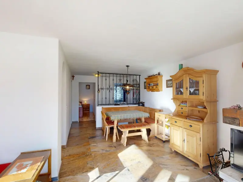 Ferienwohnung mit Hund in Samedan für max. 4 Personen Ferienwohnung mit Hund in Samedan für max. 4 Personen