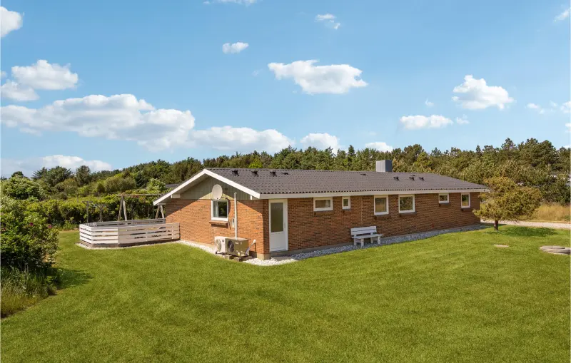 Ferienhaus mit Hund in Klegod Strand fuer max. 8 Personen
