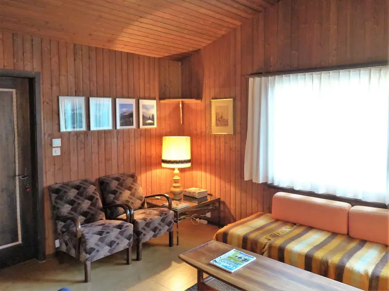 Ferienwohnung mit Hund in Adelboden für max. 4 Personen Ferienwohnung mit Hund in Adelboden für max. 4 Personen