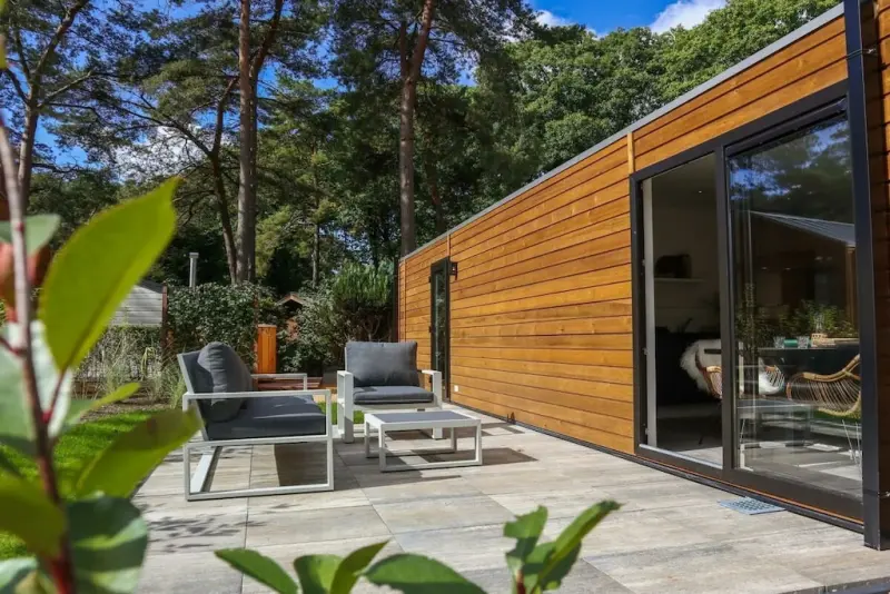 Ferienhaus mit Terrasse, Sauna und Garten