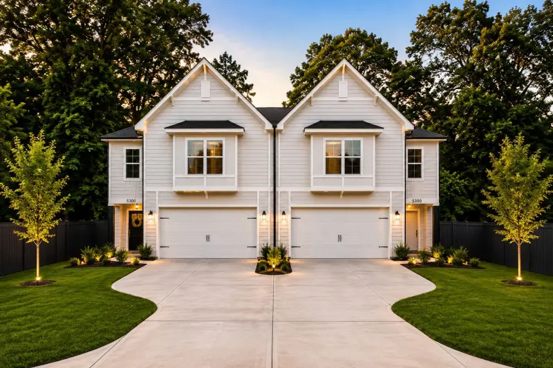 House Oakhurst