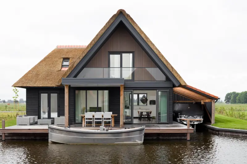     
Villa ∙ 6 Gäste ∙ 3 Schlafzimmer

