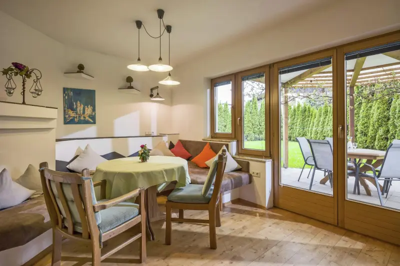 Ferienwohnung mit Hund in Kaltenbach für max. 8 Personen Ferienwohnung mit Hund in Kaltenbach für max. 8 Personen