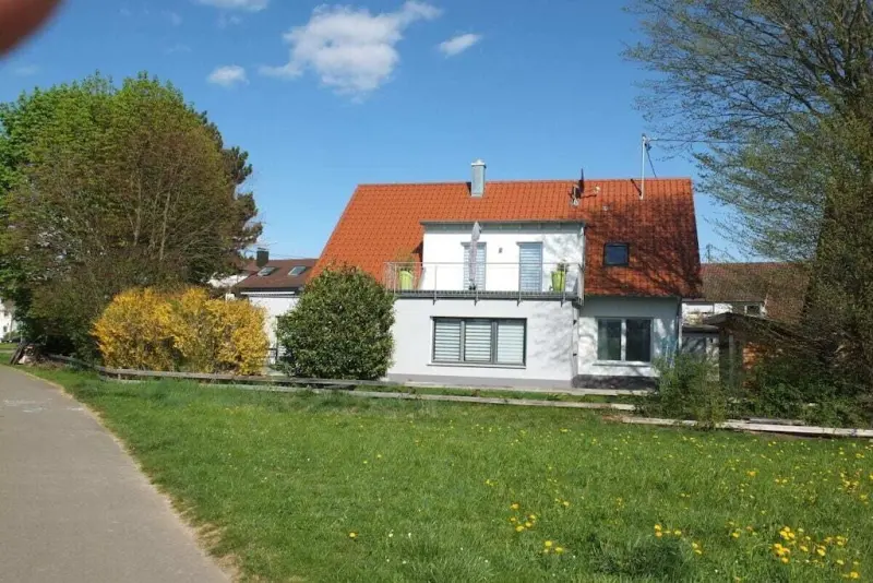 Ferienhaus  Lustnau