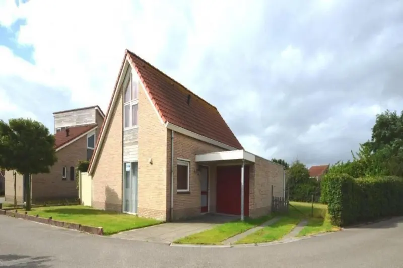 Weiträumiges Ferienhaus mit Garten und Terrasse | Neben dem Strand | Haustiere erlaubt