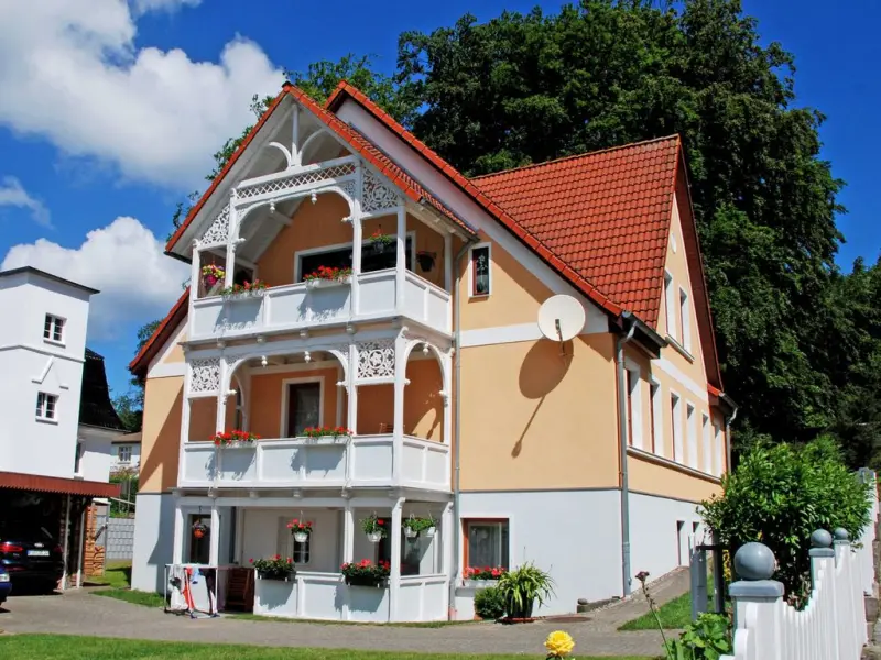 Familienorientierte tolle Wohnung mit Terrasse, Grill und Sauna | Strand in der Nähe