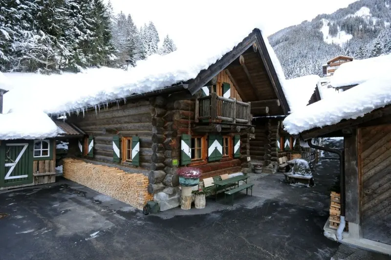Ferienhaus mit Hund in Mayrhofen, Finkenberg fuer max. 7 Personen