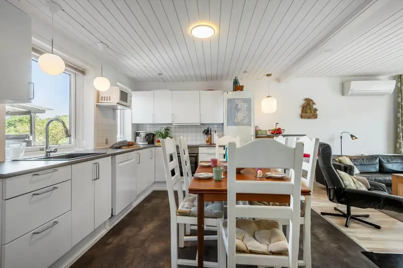 6620 Hvide Sande - Bjerregårdsvej 1