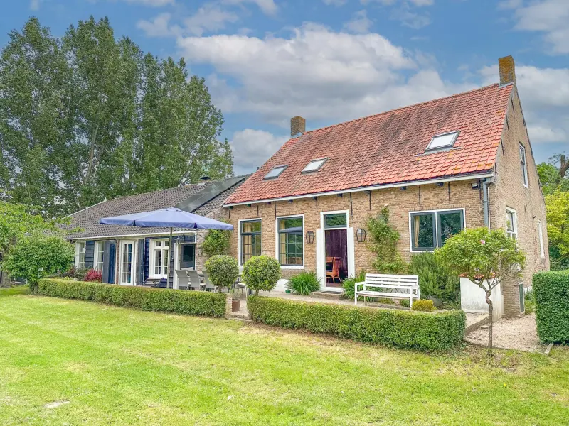 Ferienhaus mit Hund in Oudelande, Baarland fuer max. 8 Personen