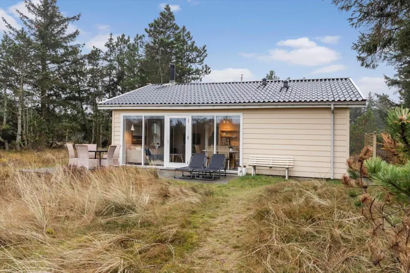 Ferienhaus in Bratten Strand f&uuml;r max. 5 Personen