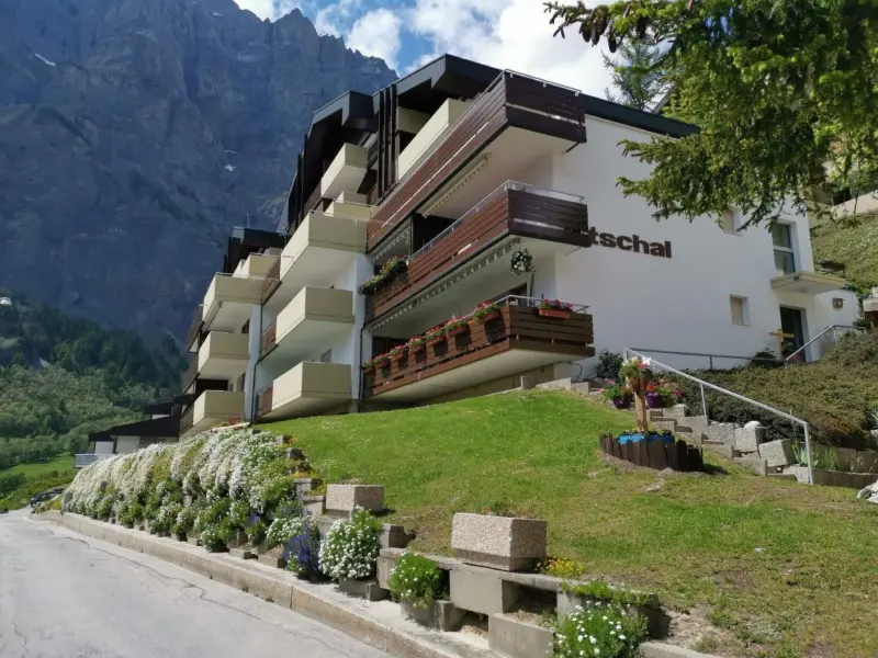 Ferienwohnung mit Hund in Leukerbad f&uuml;r max. 7 Personen
