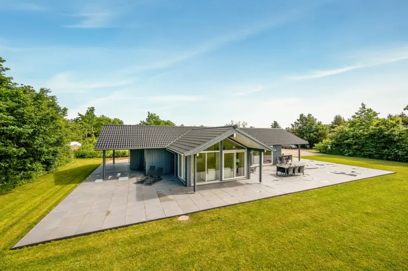 Ferienhaus mit Hund in Skaven Strand fuer max. 8 Personen