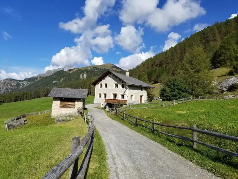 Ferienhaus mit Hund in Lü, Schweiz fuer max. 8 Personen