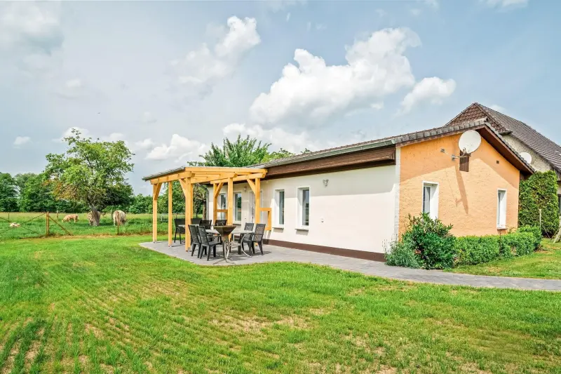 Ferienhaus in Lärz, Mecklenburgische Seenplatte f&uuml;r max. 4 Personen