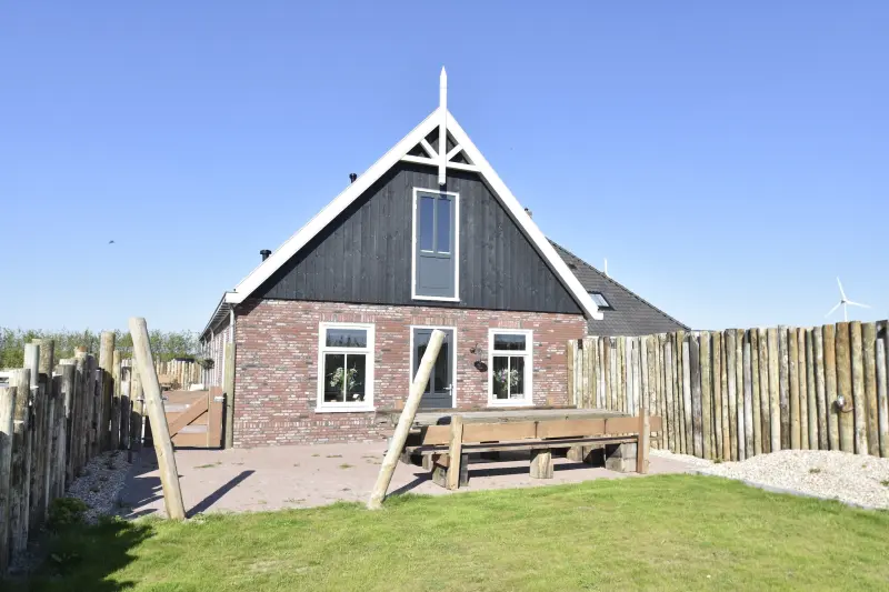 Schönes Ferienhaus mit Garten | Haustierfreundlich