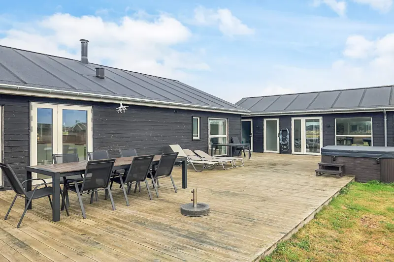 Ferienhaus mit Hund in Grønhøj fuer max. 10 Personen