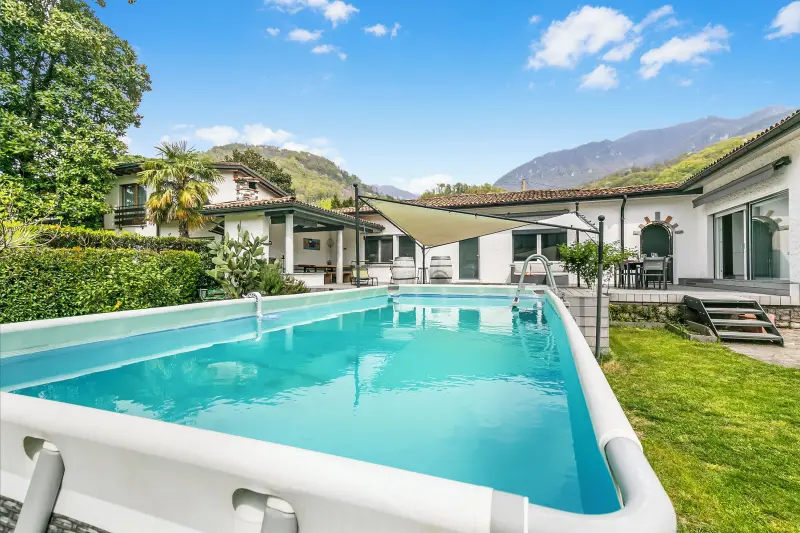 Villa  Bissone