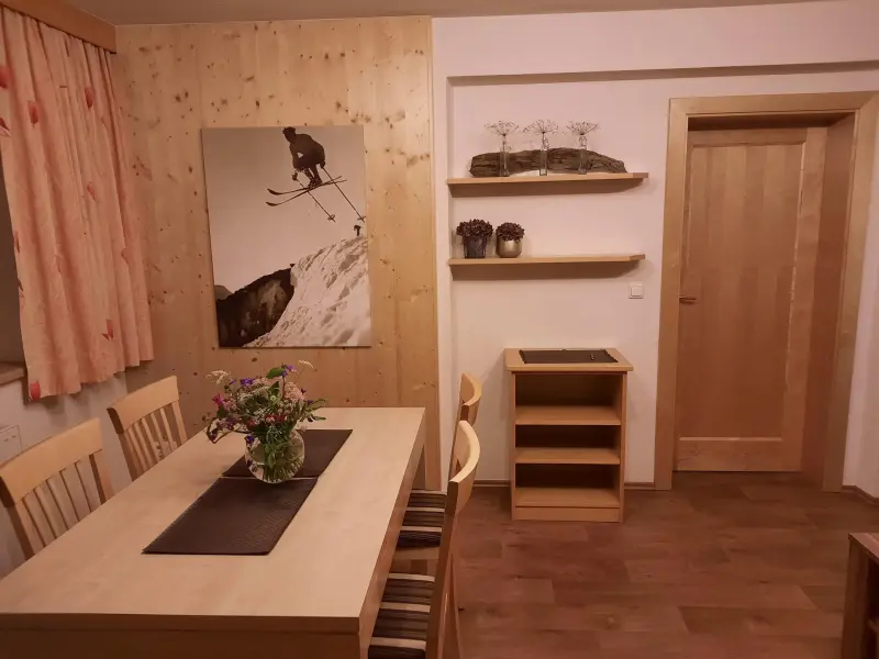 Ferienwohnung mit Hund in Sankt Anton am Arlberg, 