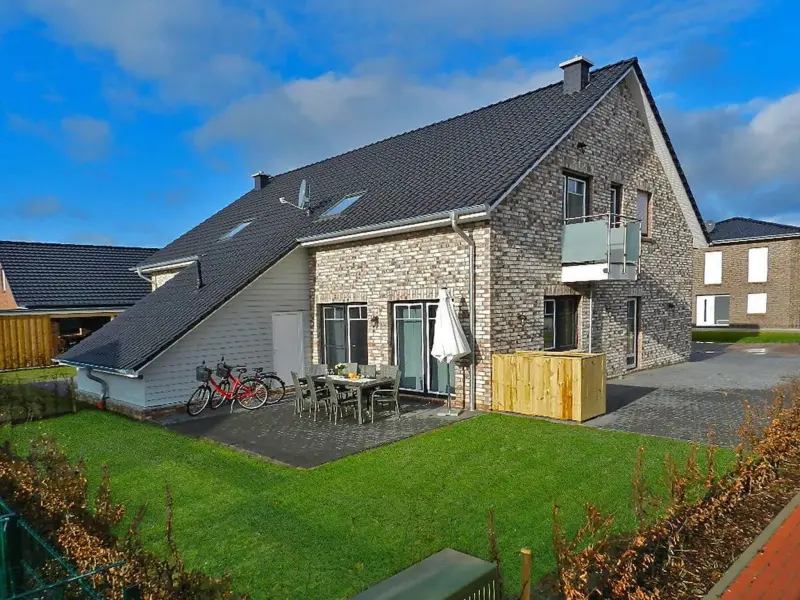    
Ferienhaus ∙ 9 Gäste ∙ 4 Schlafzimmer
