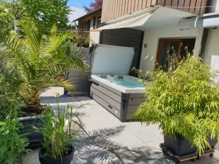 100 M² Apartment ∙ 2 Bedrooms ∙ 4 Guests - Meersburg