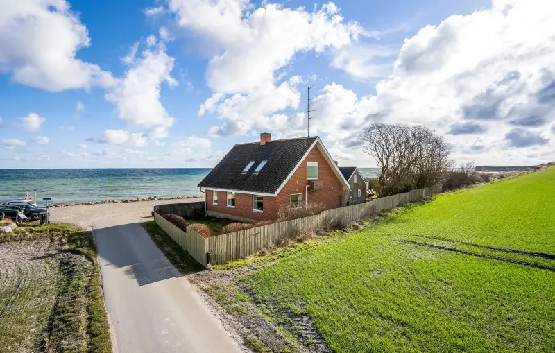     
Ferienhaus ∙ 8 Gäste ∙ 3 Schlafzimmer
