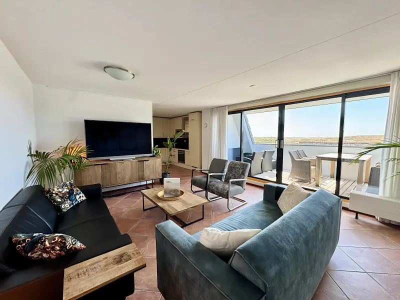 Familienorientierte gemütliche Ferienwohnung mit Terrasse und Whirlpool | Strand in der Nähe | Haustierfreundlich