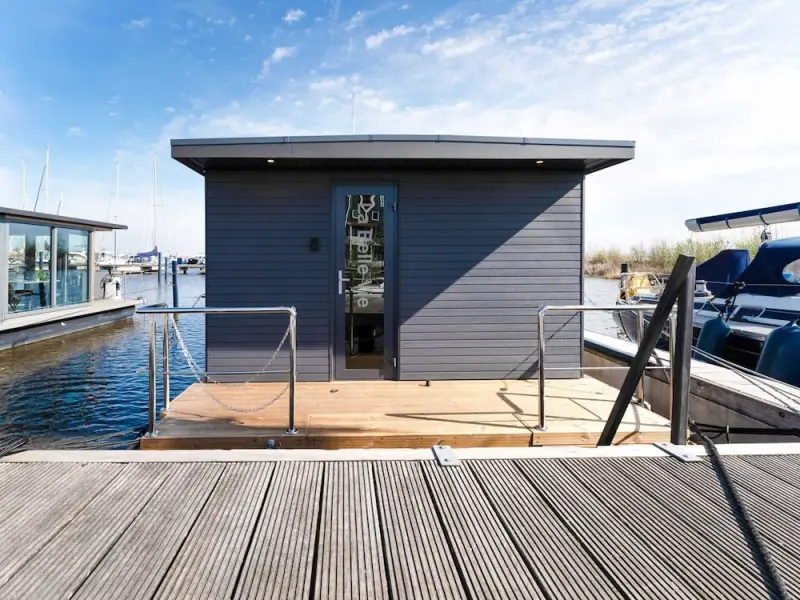 Houseboat Purmerend