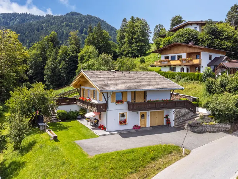 Ferienwohnung mit Hund in Hopfgarten im Brixental fuer max. 2 Personen
